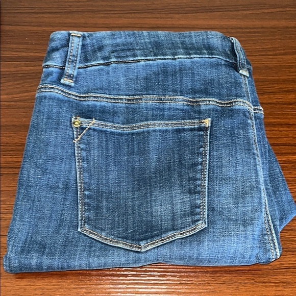 Chico’s So Slimming Girlfriend Ankle Size 2R - Picture 3 of 16